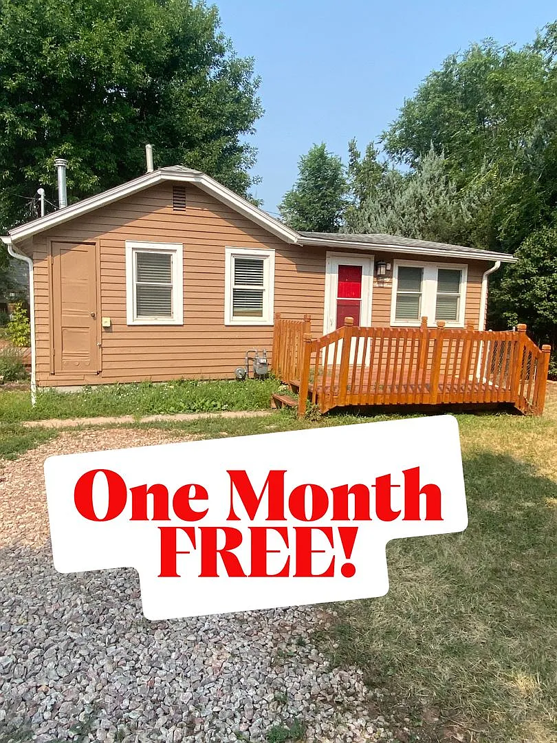 * Limitedtime: One Month Free * West Rapid 2 Bedroom, 1 Bath Home For Rent — Photo 1