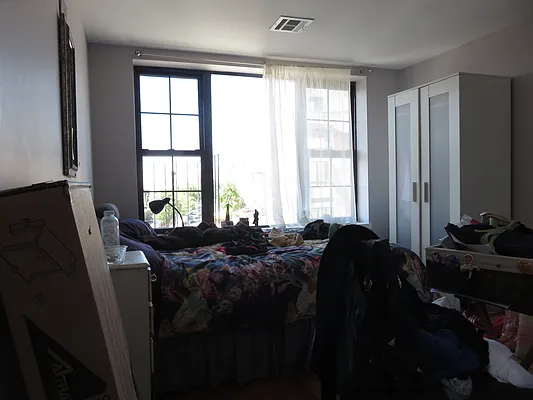 Rented by Rennit Inc. | media 10