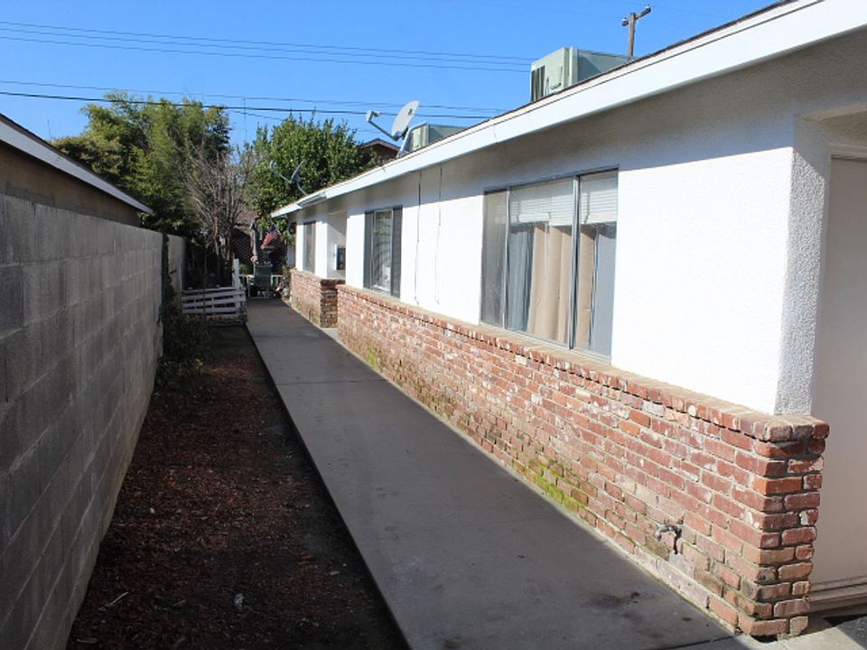 1st image of 423 N 3rd St APT B