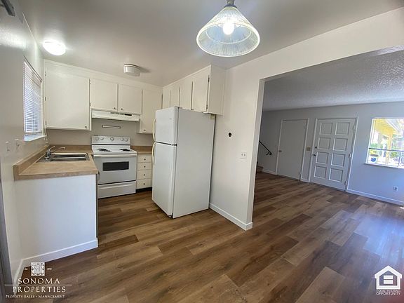 5th image of 501 Joaquin Dr