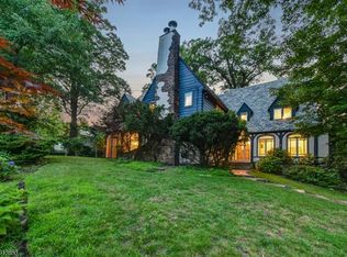 27 Barnsdale Rd, Short Hills, NJ 07078