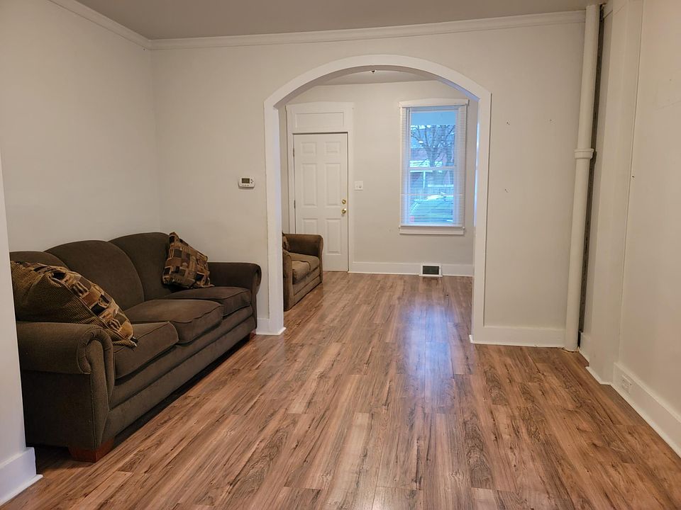 220 Duke St, Ephrata, PA 17522 Zillow