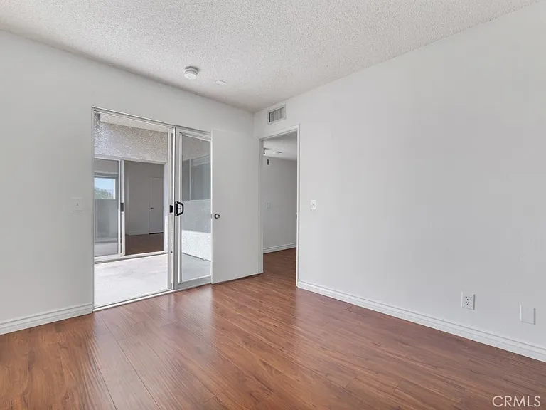 20155 Keswick St #211 — Photo 7