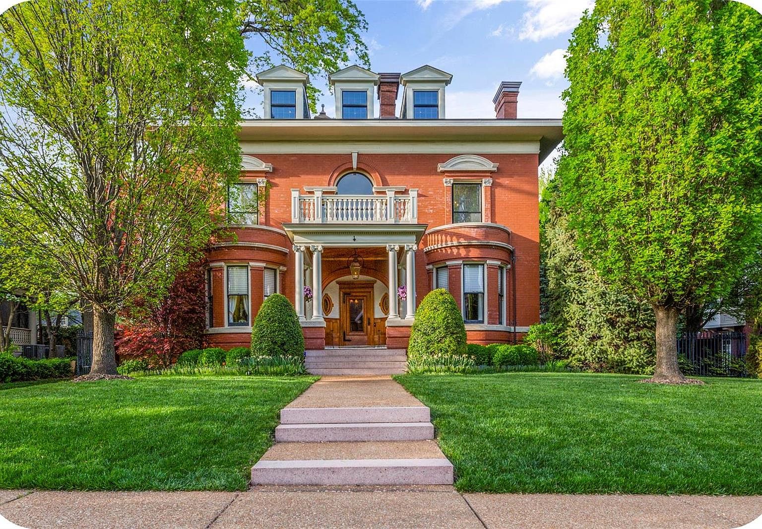 3233 Hawthorne Blvd, Saint Louis, MO 63104 Zillow