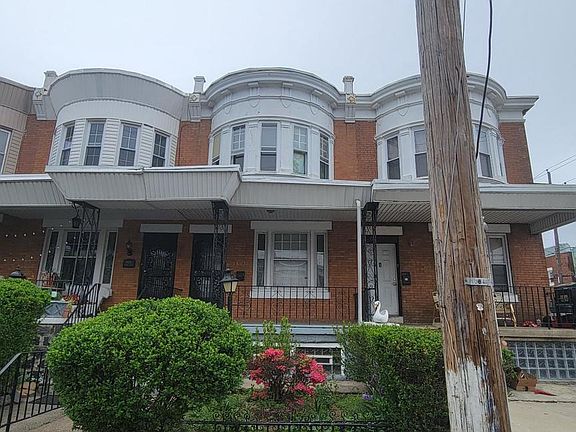 3rd image of 5803 Cedar Ave