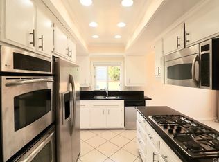 12590 Sanford St, Los Angeles, CA 90066