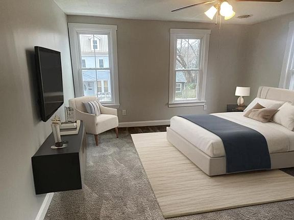 5th image of 518 W Market St