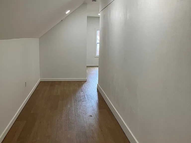 2330 N 47th St — Photo 14