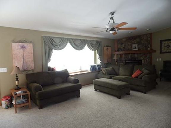 4th image of 4376 N Shore Dr #N