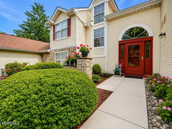 170 Colony Lane, Manalapan, NJ 07726