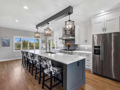3861 Lone Cedar Ln, Chaska, MN, 55318