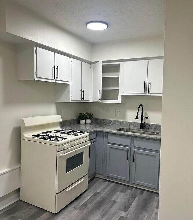 1st image of 3074 Howey Rd #3074