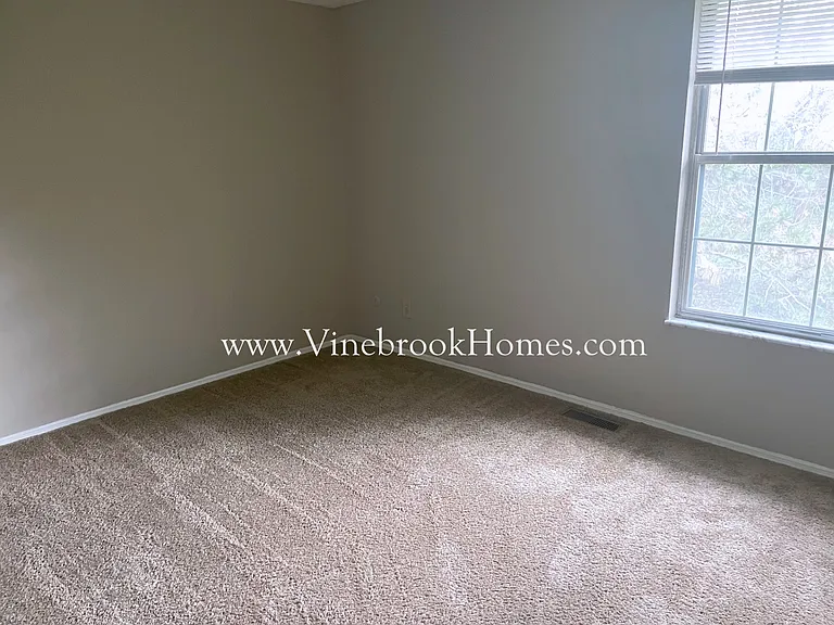8259 Mount Carmel St — Photo 10