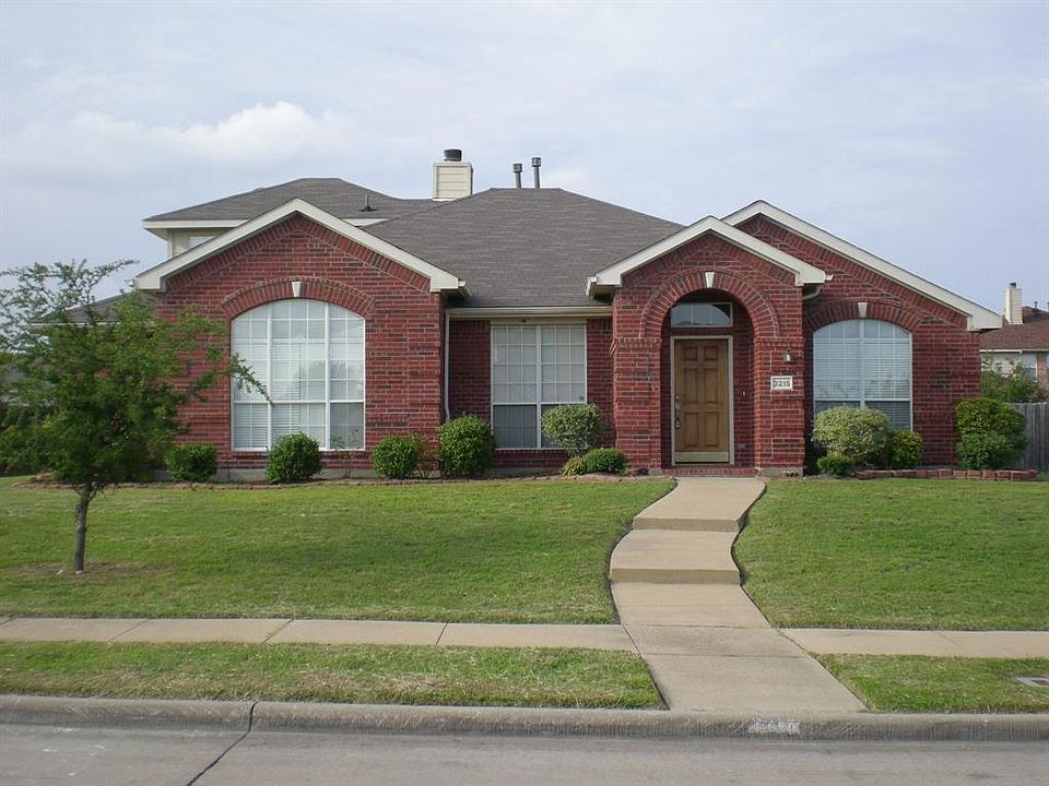 1st image of 3215 Elmwood Dr