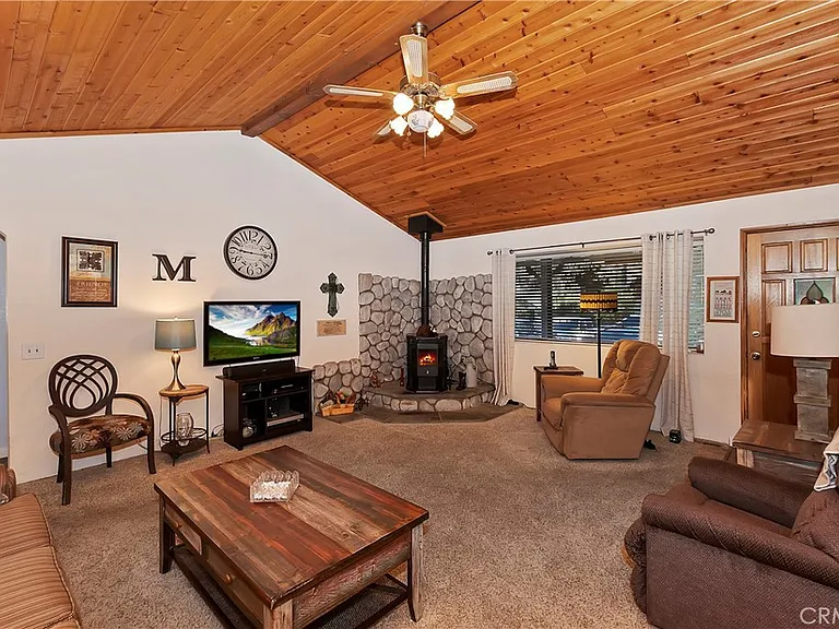 840 Edgemoor Rd — Photo 4