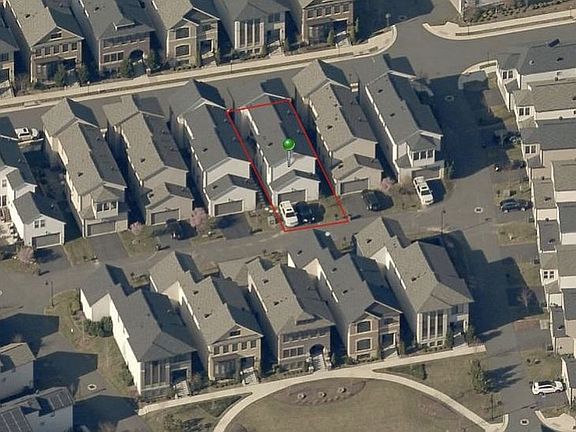 2nd image of 44569 Yarmouth Dr