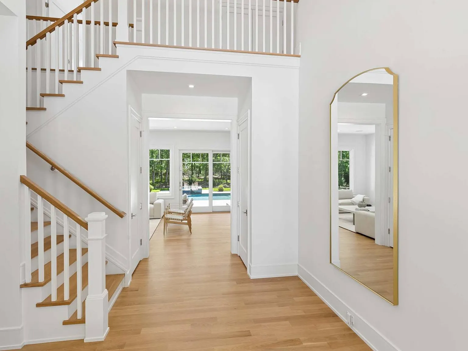 New Construction Luxury Rental In East Hampton With Tennis — Photo 3