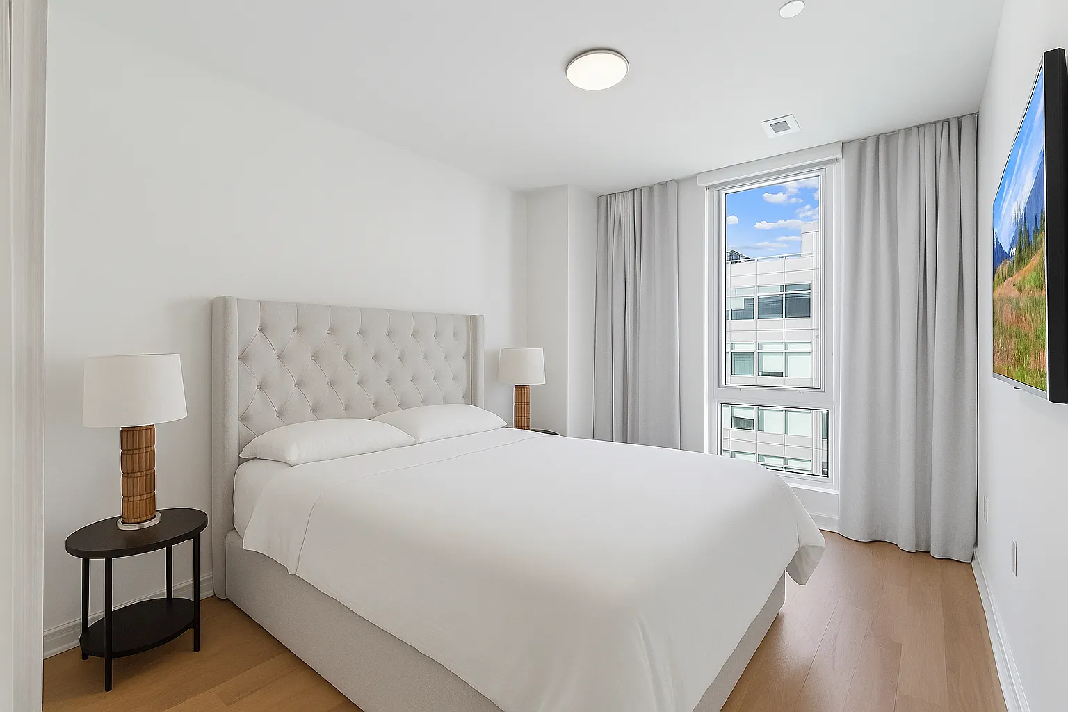 2 bed, 800 sqft, $2,750 — Photo 3