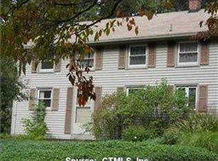 109 Ellsworth Dr, Bloomfield, CT 06002