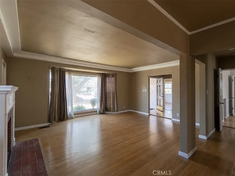 3907 Edgehill Dr — Photo 36