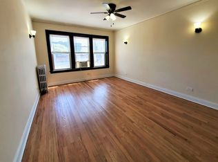 3054 W Irving Park Rd #2N, Chicago, IL 60618
