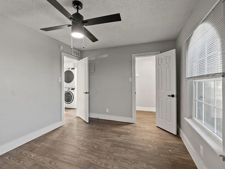 Anderson Flats — Photo 102