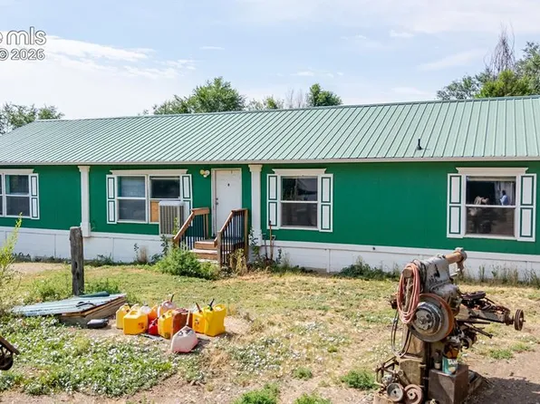 1413 3rd Rd, Pueblo, CO 81007