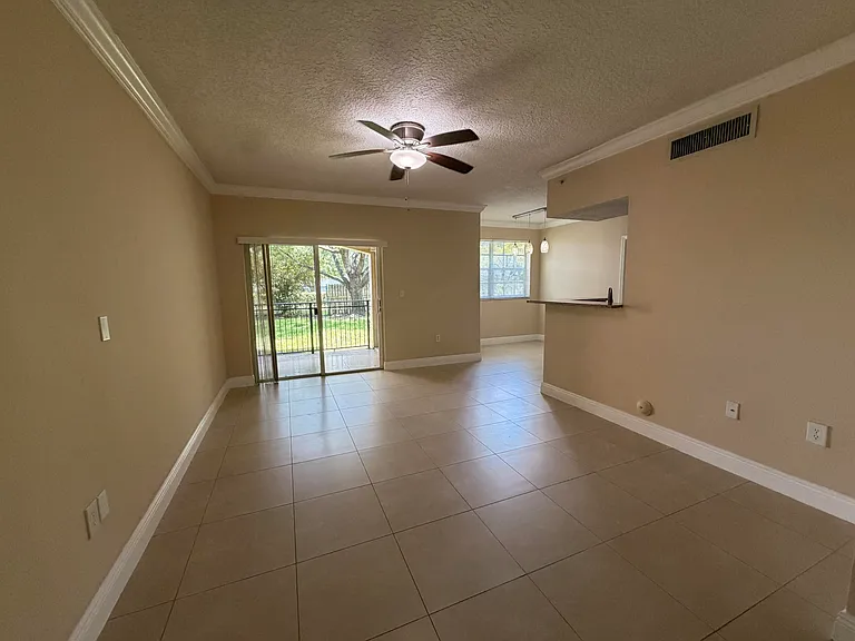 11601 SW 2nd St #21104 — Photo 3