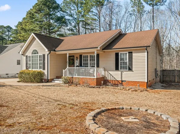 107 Apache Dr, Louisburg, NC 27549