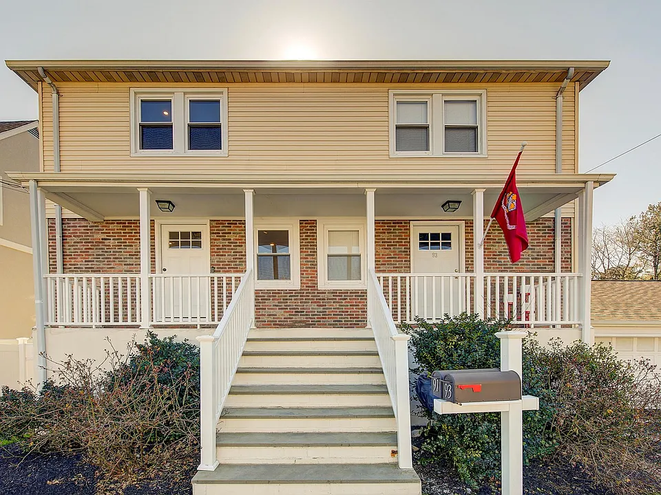 Left unit is for rent (91). Owner/Landlord lives in right unit (93).