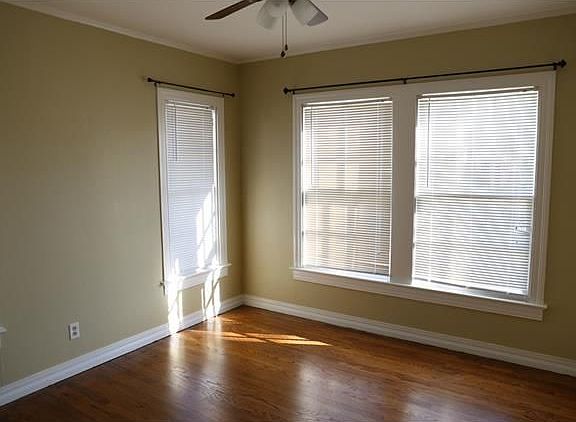 4th image of 2723 Burlington Blvd