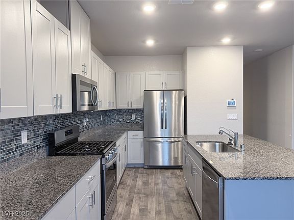 3rd image of 7514 Brody Meadows St