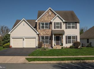 3705 Bedfordshire Dr, York, PA 17402