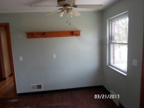 5th image of 77 Carran Dr