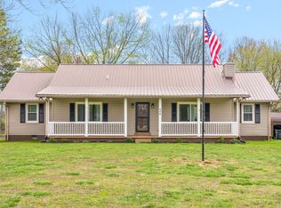 698 Poplar Ridge Rd, Chapmansboro, TN 37035