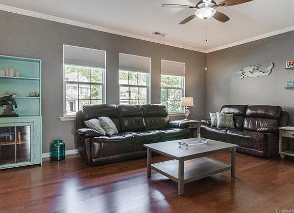 4th image of 2147 Newport Dr #59