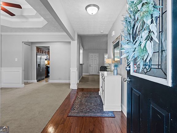 3rd image of 1320 Jefferson Station Rd