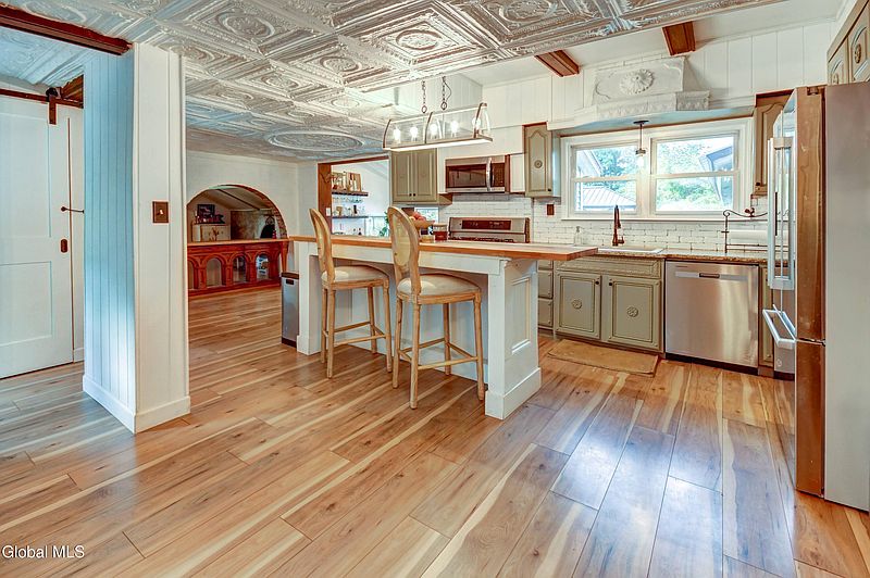 5th image of 148 Bellen Road