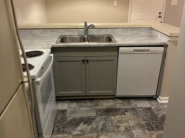 3959 Horse Run Gln, Newport News, VA