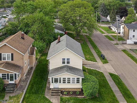 2nd image of 62 Selden Ave