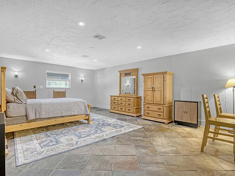 10780 Anderson Ln — Photo 67
