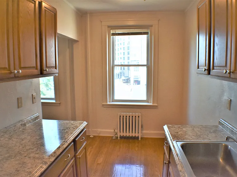 125 Peterborough St #34 — Photo 8