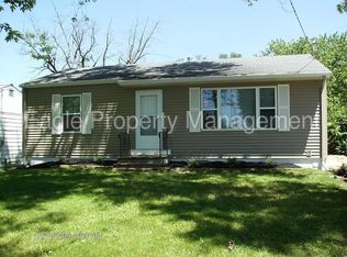 2801 J St SW, Cedar Rapids, IA 52404
