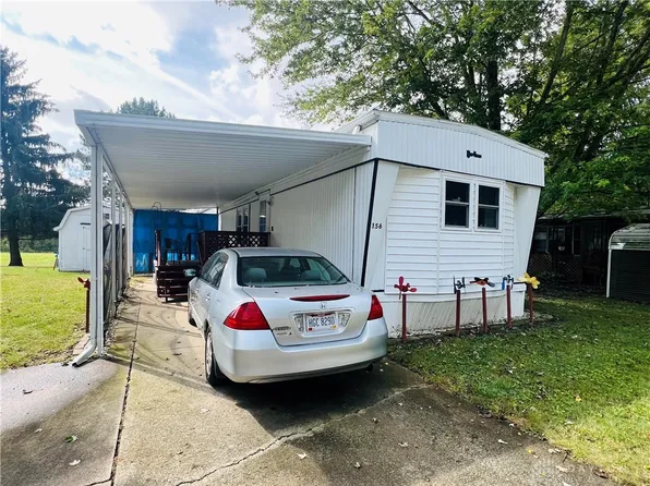 156 Summer Dr, Greenville, OH 45331