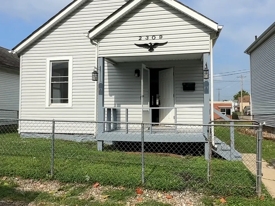 2309 Elbe Ave