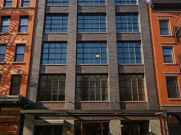 2nd image of 145 Ludlow St #1