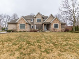 7151 Vail Dr, Kalamazoo, MI 49009