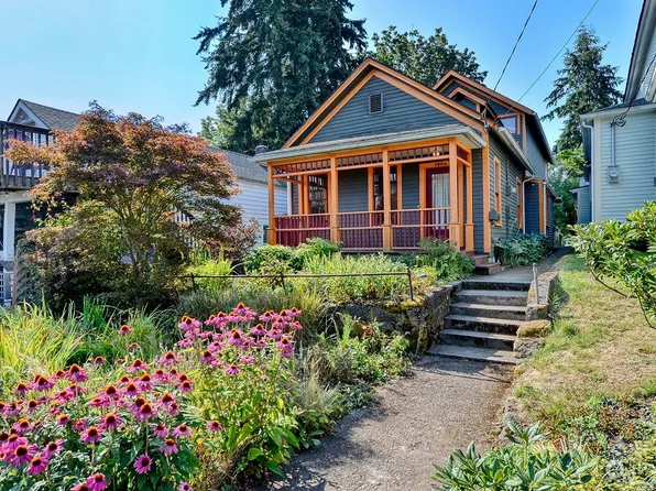 1904 Harris Avenue, Bellingham, WA 98225