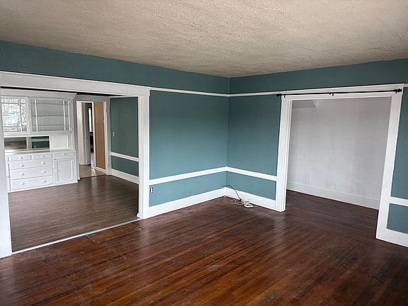 5th image of 1515 52nd Ave