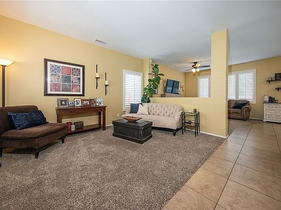 4th image of 11952 Berkeley Dr